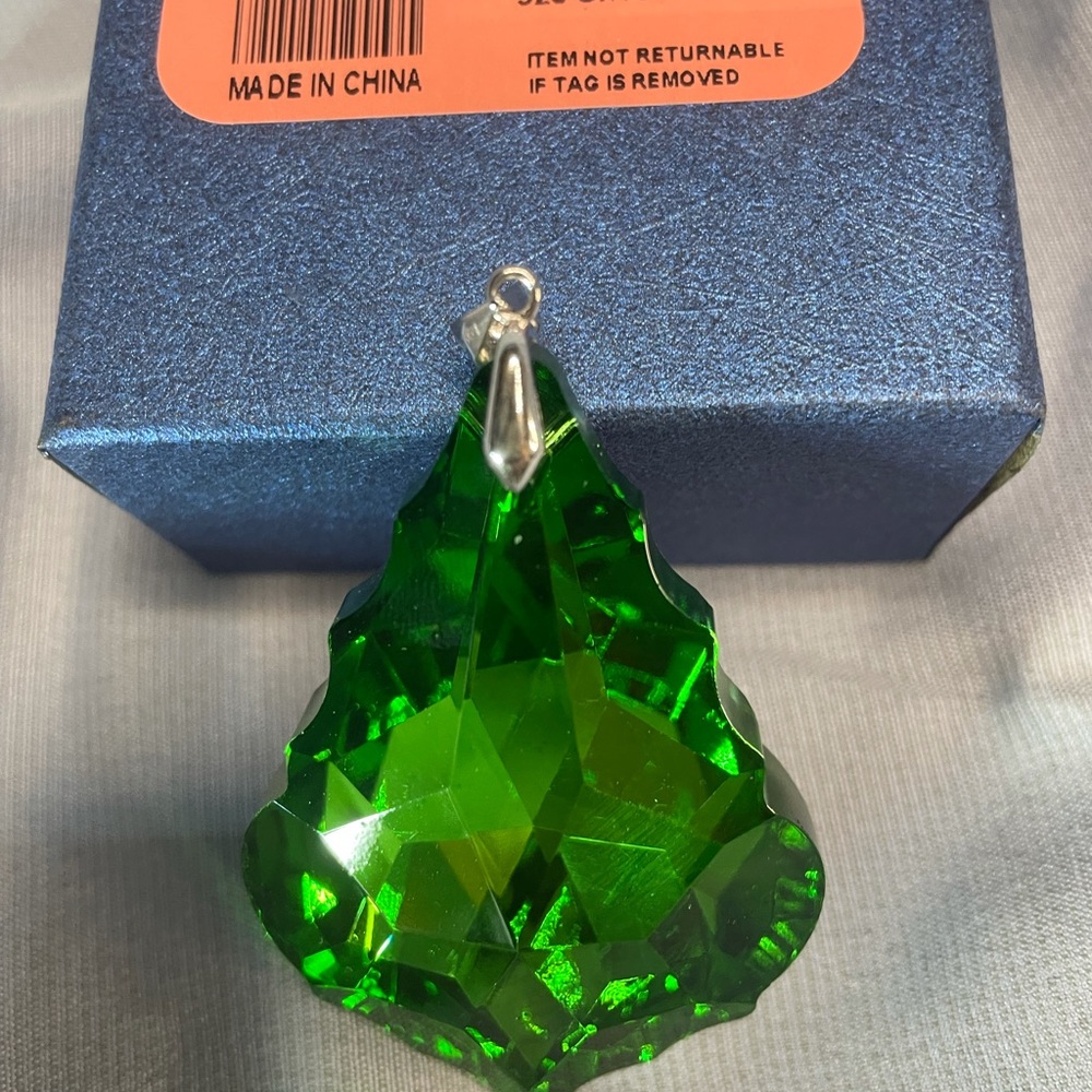 Green glass pendant/ornament